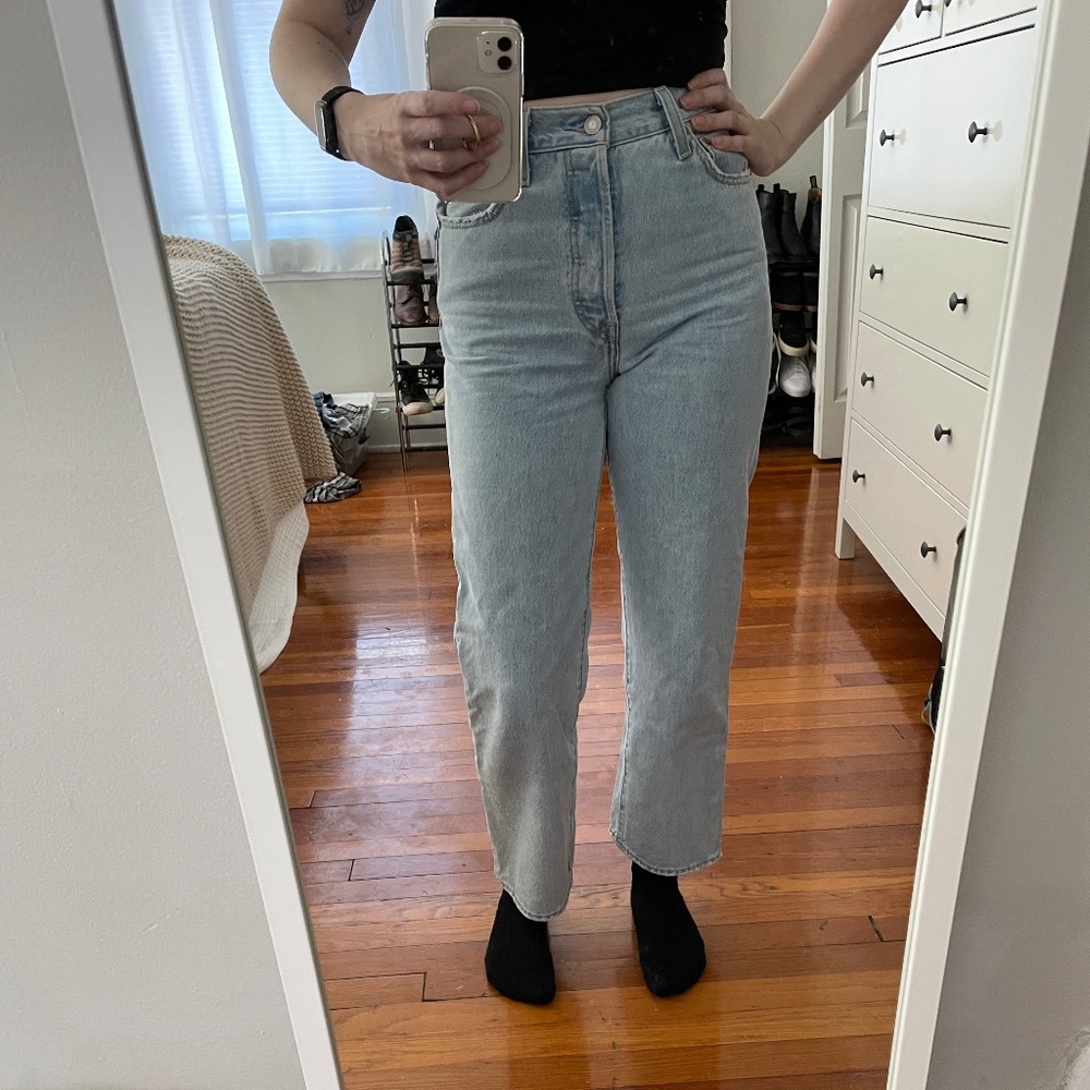 Levi’s Ribcage Straight Ankle